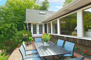 21 W Mall Dr, Huntington, NY 11743 - Photo 40