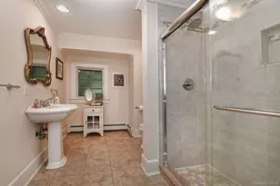 21 W Mall Dr, Huntington, NY 11743 - Photo 26