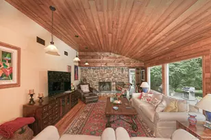 21 W Mall Dr, Huntington, NY 11743 - Photo 14