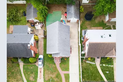 588 Newton Avenue, Uniondale, NY 11553 - Photo 2