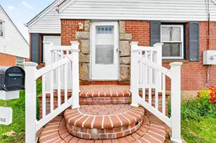 588 Newton Ave, Uniondale, NY 11553 - Photo 4