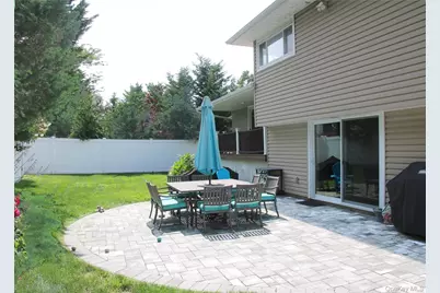 1944 Lowell Lane, Merrick, NY 11566 - Photo 4