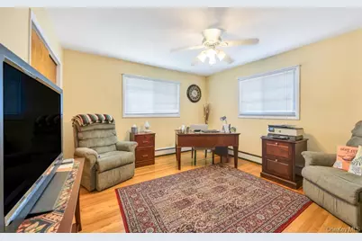 338 Stewart Avenue, Bethpage, NY 11714 - Photo 16