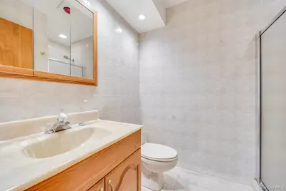 338 Stewart Avenue, Bethpage, NY 11714 - Photo 20