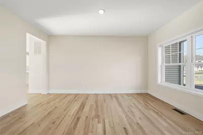 2 Fourth Avenue, Centereach, NY 11720 - Photo 18