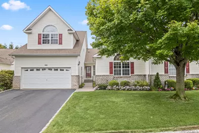 37 Constantine Way, Mount Sinai, NY 11766 - Photo 2