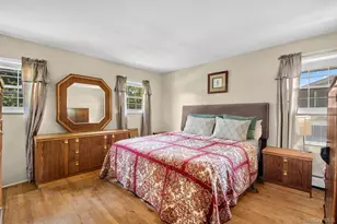 274 Mt Pleasant Rd, Hauppauge, NY 11788 - Photo 12