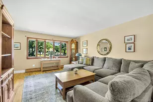 274 Mt Pleasant Rd, Hauppauge, NY 11788 - Photo 6