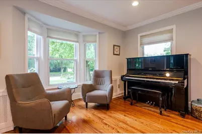 113 Old Mill Road, Great Neck, NY 11023 - Photo 8