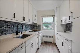 155-04 84th St, Howard Beach, NY 11414 - Photo 2