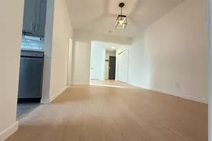 47-21 215 Pl, Bayside, NY 11364 - Photo 10