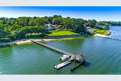 227 Dock Lane, Great Neck, NY 11024 - Photo 2