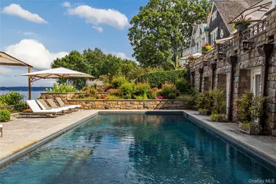 227 Dock Lane, Great Neck, NY 11024 - Photo 4