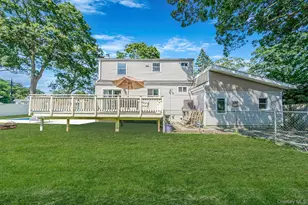 10 Roy Ave, West Islip, NY 11795 - Photo 34