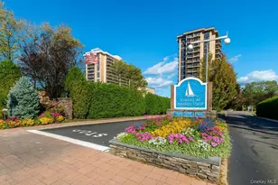 17-85 215th St, Bayside, NY 11360 - Photo 20