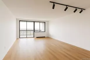 17-85 215th St, Bayside, NY 11360 - Photo 4