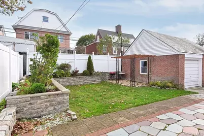 108-30 67 Avenue, Forest Hills, NY 11375 - Photo 26