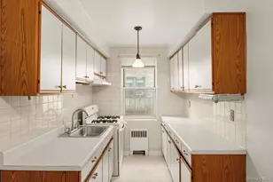 485 Bronx River Rd, Yonkers, NY 10704 - Photo 2