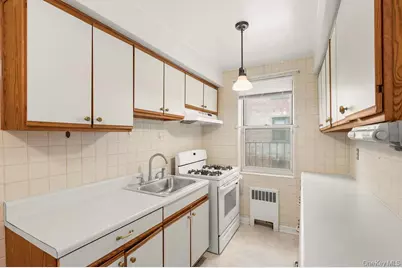 485 Bronx River Road #A21, Yonkers, NY 10704 - Photo 4