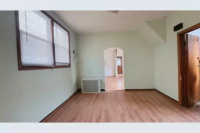 10154 102nd Street, Ozone Park, NY 11416 - Photo 8