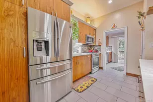 129 Guenther Ave, Valley Stream, NY 11580 - Photo 8