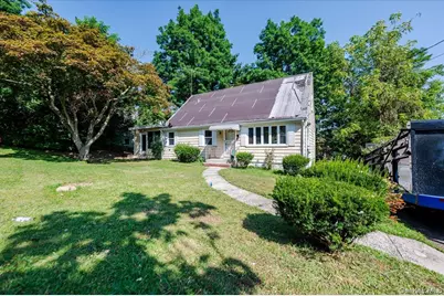 10 Hampton Terrace, White Plains, NY 10607 - Photo 28
