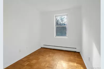 510 Midland Avenue #2H, Yonkers, NY 10704 - Photo 16
