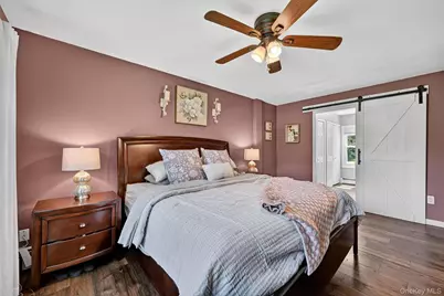 82 Hillside Drive, Marlboro, NY 12542 - Photo 16