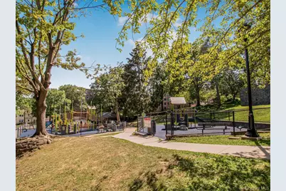 10 Lake Street #2F, White Plains, NY 10603 - Photo 16