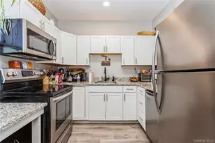 2748 W Main St, Poughkeepsie, NY 12590 - Photo 8