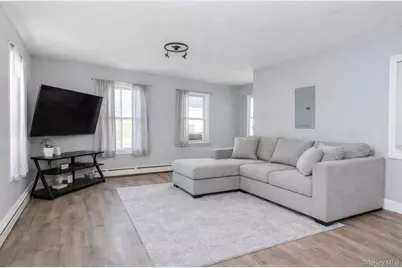 2748 W Main Street, Poughkeepsie, NY 12590 - Photo 8