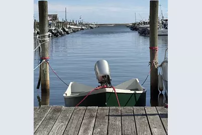 188 Washington Avenue, Mastic Beach, NY 11951 - Photo 20