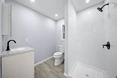 21 Lehigh Avenue, Centereach, NY 11720 - Photo 8