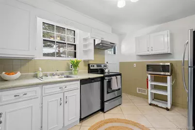 4 Lafayette Road, Larchmont, NY 10538 - Photo 12