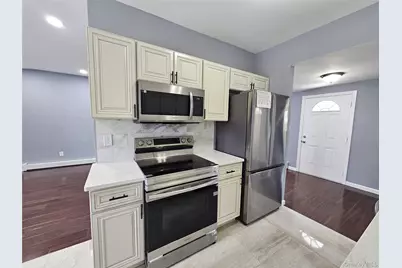 114 Granny Road, Farmingville, NY 11738 - Photo 8