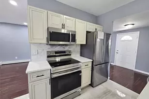 114 Granny Rd, Farmingville, NY 11738 - Photo 8