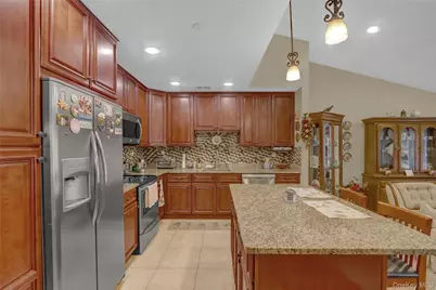 16 Della Drive, West Babylon, NY 11704 - Photo 6