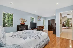 18 Roundtree Dr, Melville, NY 11747 - Photo 18