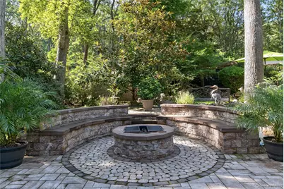 18 Roundtree Drive, Melville, NY 11747 - Photo 30