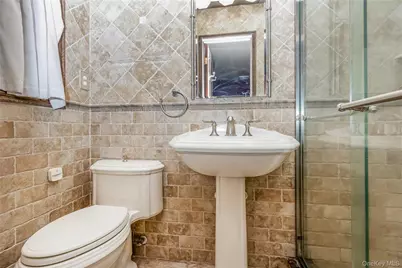 140 Ocean Avenue, Islip, NY 11751 - Photo 28