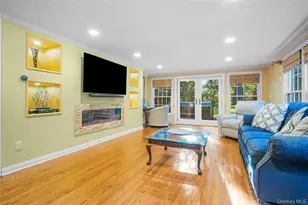 51 Bay Rd, Huntington, NY 11743 - Photo 8