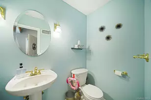 3538 Gibbs Rd, Coram, NY 11727 - Photo 14