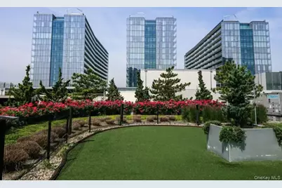 131-05 40th Road #17M, Flushing, NY 11354 - Photo 2
