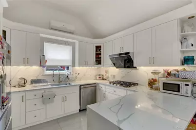 163-40 19th Avenue, Whitestone, NY 11357 - Photo 6