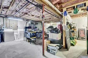 500 Boxwood Dr, Shirley, NY 11967 - Photo 10