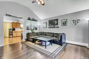 500 Boxwood Dr, Shirley, NY 11967 - Photo 4