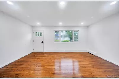 118 S 31st Street, Wyandanch, NY 11798 - Photo 4