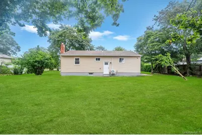 118 S 31st Street, Wyandanch, NY 11798 - Photo 16