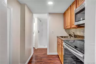 1058 Wilmot Rd, Scarsdale, NY 10583 - Photo 16