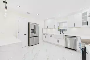 49 Griddle Ln, Levittown, NY 11756 - Photo 4